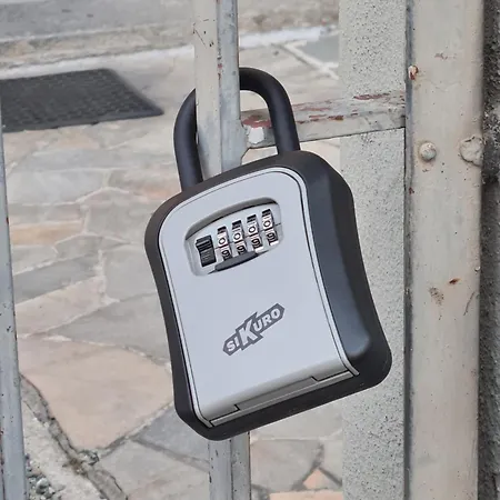 Verdi House - Relax E Sapori Appartement Savillan