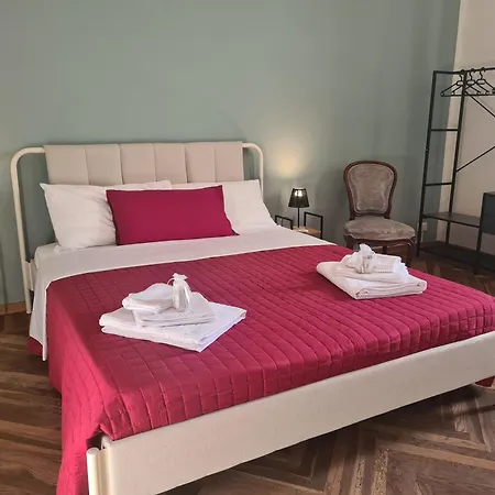 Verdi House - 2 Comode Stanze Matrimoniali In Centro Apartmán *